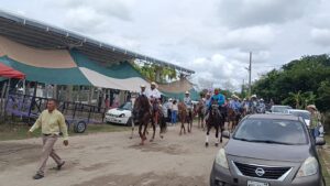 Cabalgata tradicional reúne a más de 250 jinetes en honor a San Antonio de Padua en Jonuta Jonuta, Tabasco.